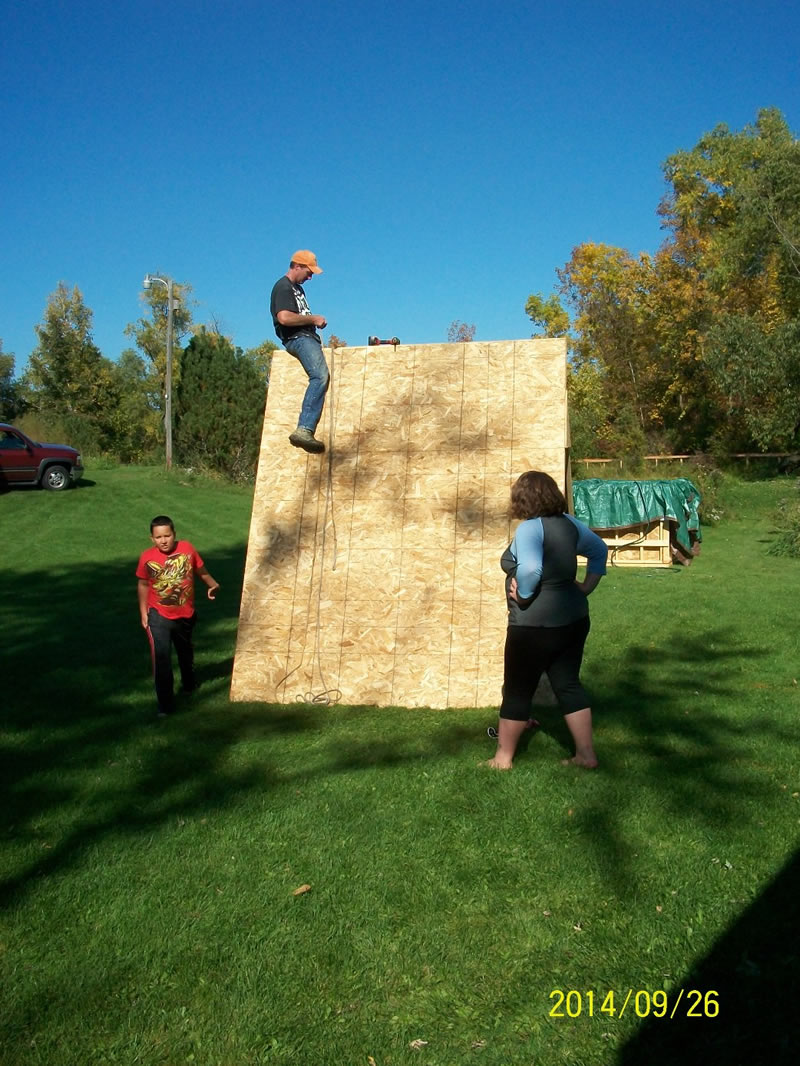 https://www.dundeemill.org/pictures/2014/19 wall climb1.jpg